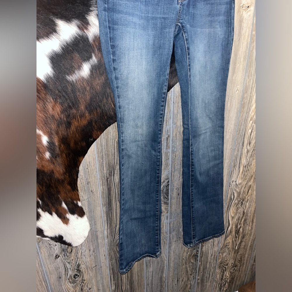 GAP Sexy bootcut fit medium wash blue jeans size 0/25Average - Picture 2 of 5